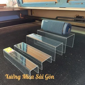 Kệ mica chữ U loại dài - nhiều kích cỡ