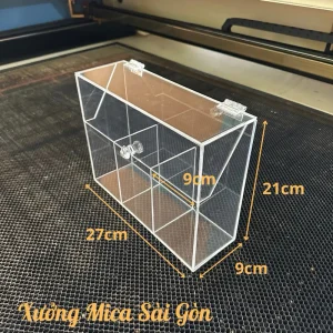 Hộp đựng cọ trang điểm bằng Mica 3 ngăn